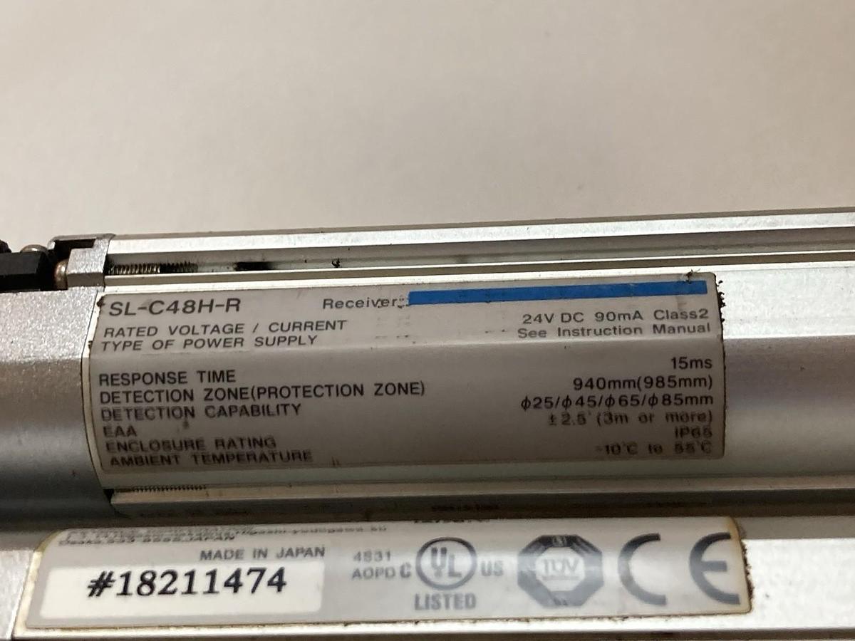 Used Keyence,SL-C48H-R/SL-C48H-T,Safety Light Cutrain Transmitter and Reciever 24 VDC
