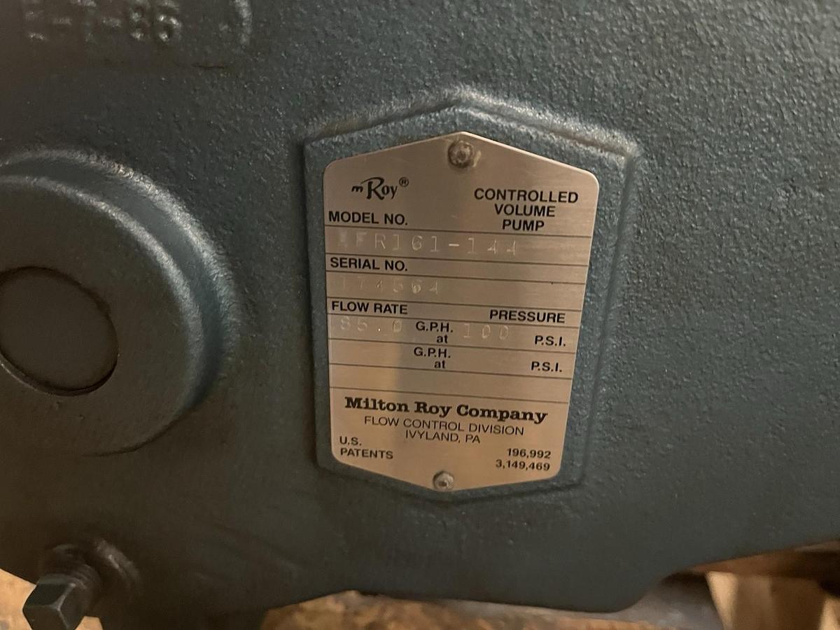 Used ROY,FR161-144,METERING CONTROLLED VOLUME PUMP 1/2HP 3PH 85GPH