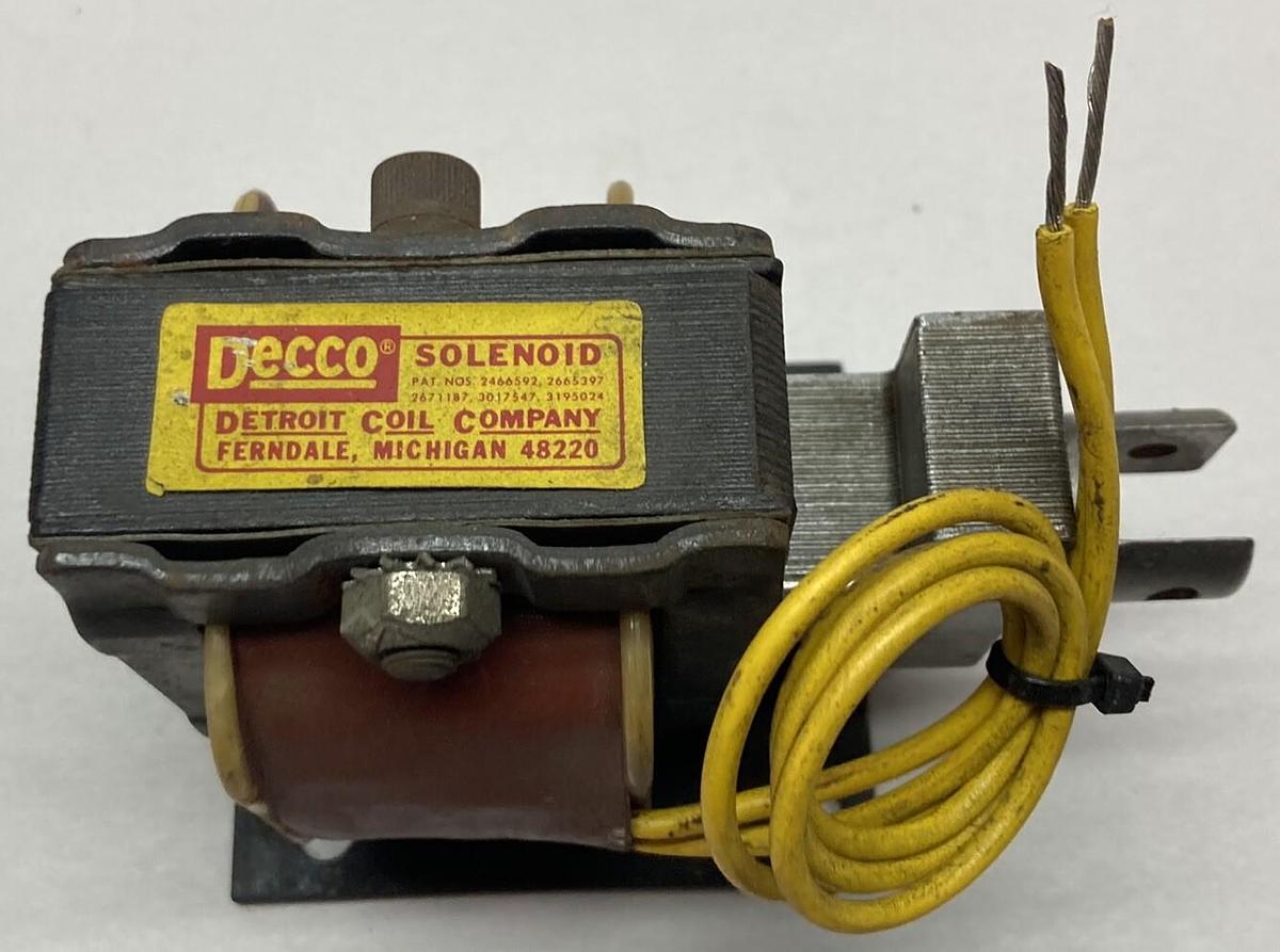 Used Decco,20-87,Solenoid w/ Coil 9-1522 120/60V