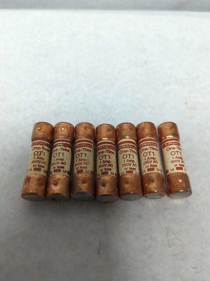 FERRAZ SHAWMUT,OT1,ONE-TIME 1 AMP FUSE LOT OF 7 PRE-OWNED