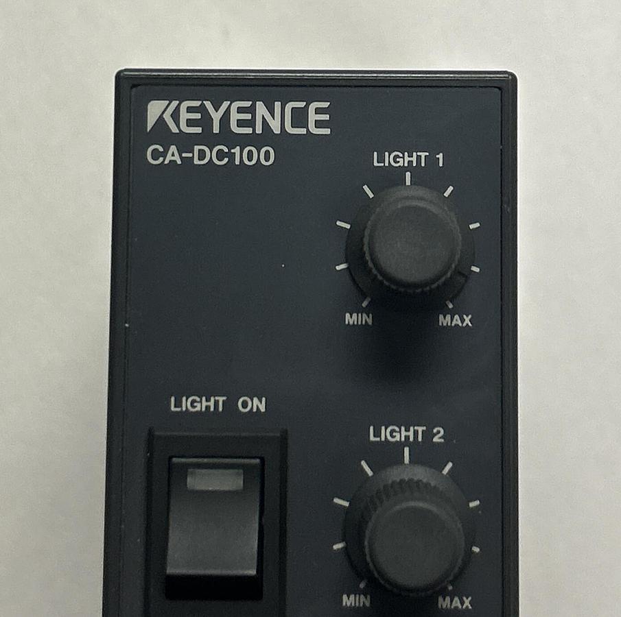 Used KEYENCE,CA-DC100,POWER SUPPLY LIGHT CONTROLLER 24VDC