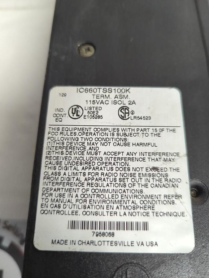 Used GE FANUC,IC660BBS102,GENIUS BLOCK 115V 50/60HZ ISOLATED IN/OUT MODULE PRE-OWNED