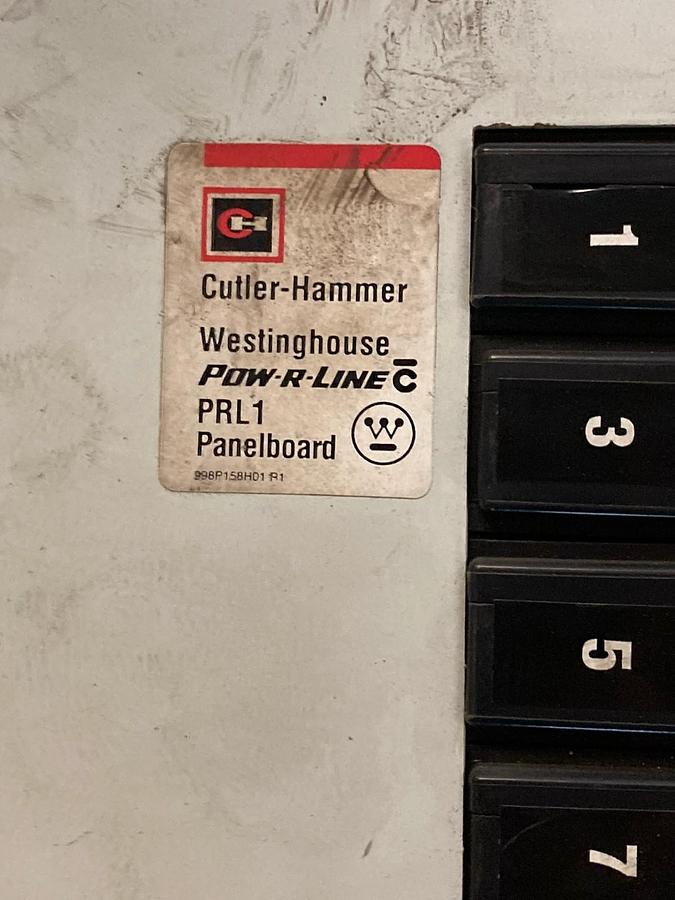 Used Eaton,PRL1,Pow-R-Line Panelboard 15A Breakers 480v MCC Bucket