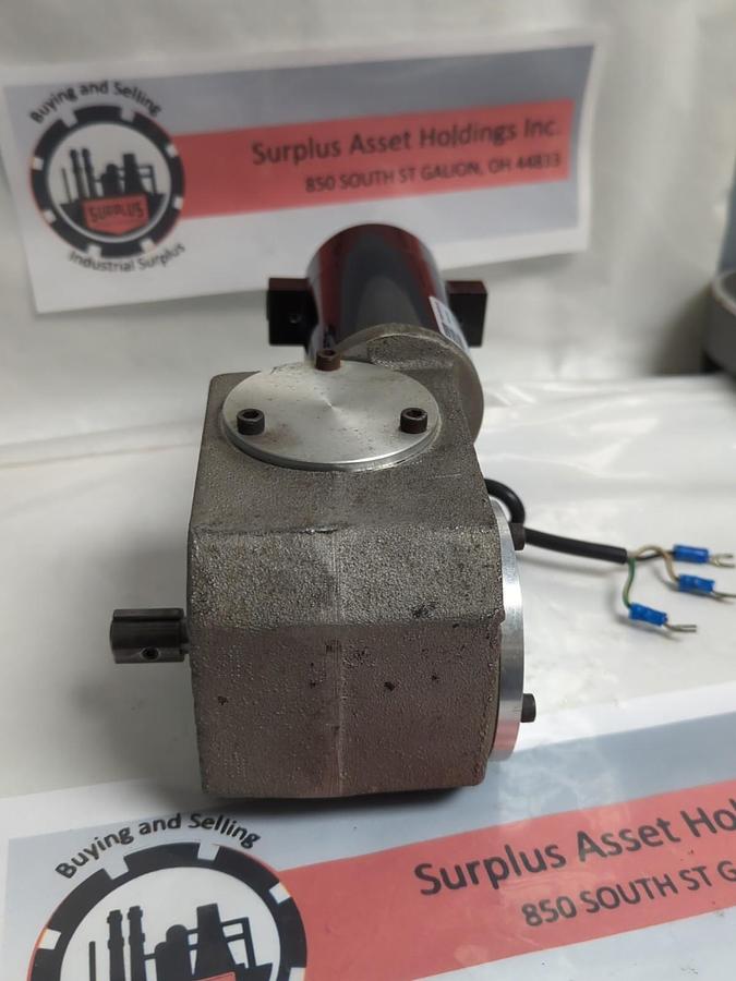 Used BODINE ELECTRIC,24A4BEPM-3RD,GEARMOTOR 130V .48A RATIO 300:1 PRE-OWNED