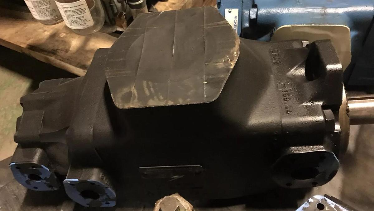 Used Parker,T6DCC,Hydraulic Pump T6DCC-042-028008-2R01A101P31 Refurbished