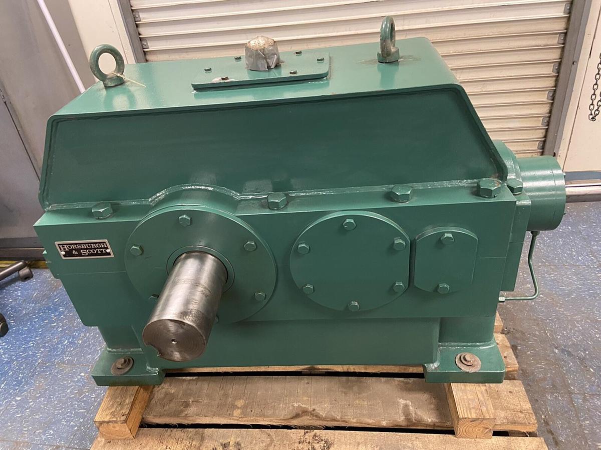 Used Horsburgh & Scott,LTB2800,GEAR REDUCER Ratio 17.981 Input RPM 720 Hp 75