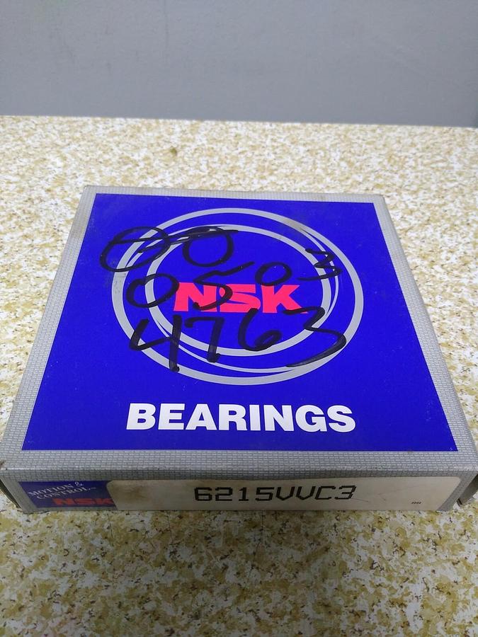 Used NSK,6215VVC3,Deep Groove Ball Bearing NOS