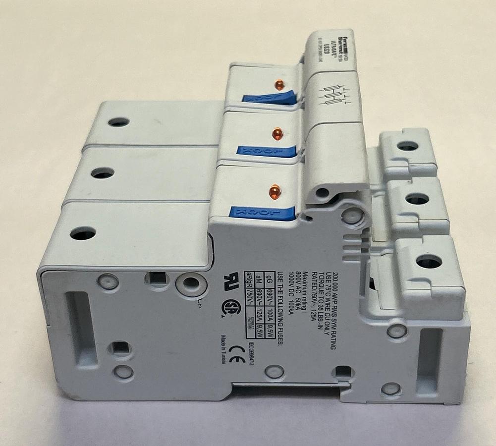 Used FERRAZ SHAWMUT,US223I,FUSE HOLDER 125A 750V LOT OF 3