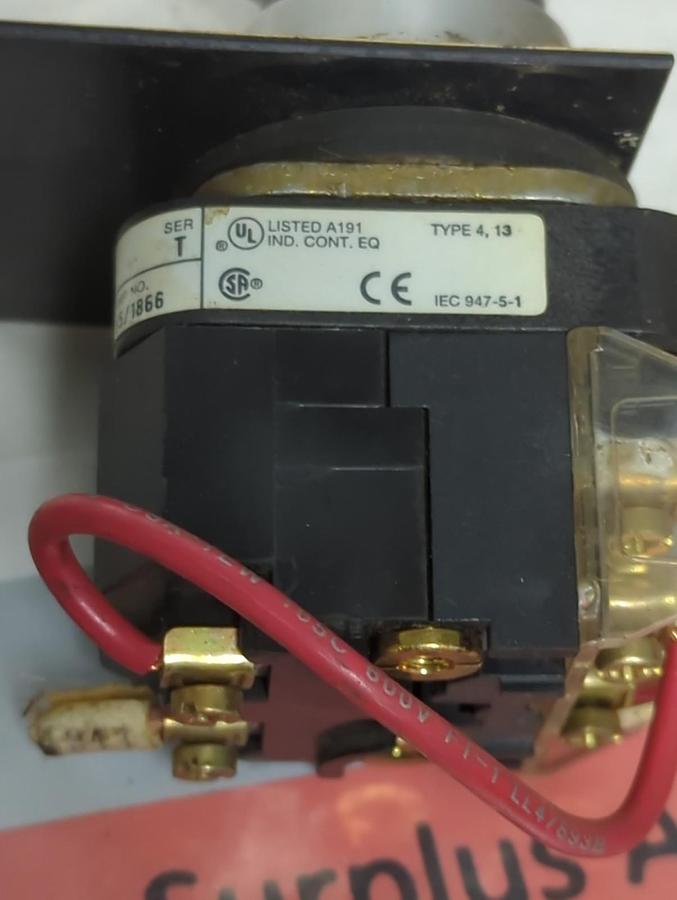 Used ALLEN BRADLEY,800T-FXP16 A1,SER T PUSH-PULL EMERGENCY STOP BUTTON PRE-OWNED