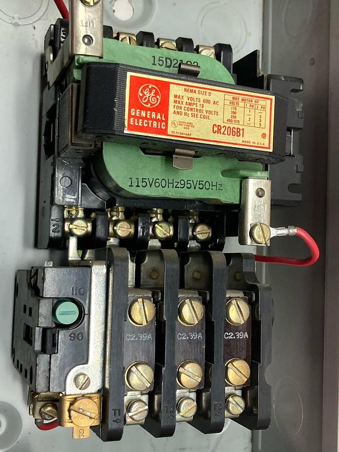 Used General Electric,CR206B1,NEMA Size 0 Enclosure Single Phase Magnetic Starter