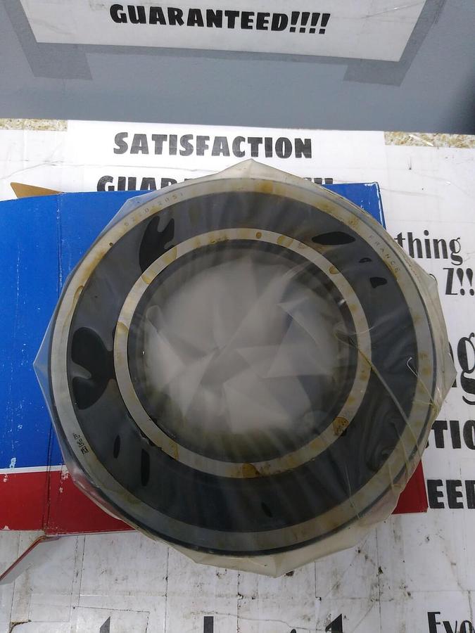 SKF,6220-2RS1,Deep groove Ball Bearing Double Sealed NOS