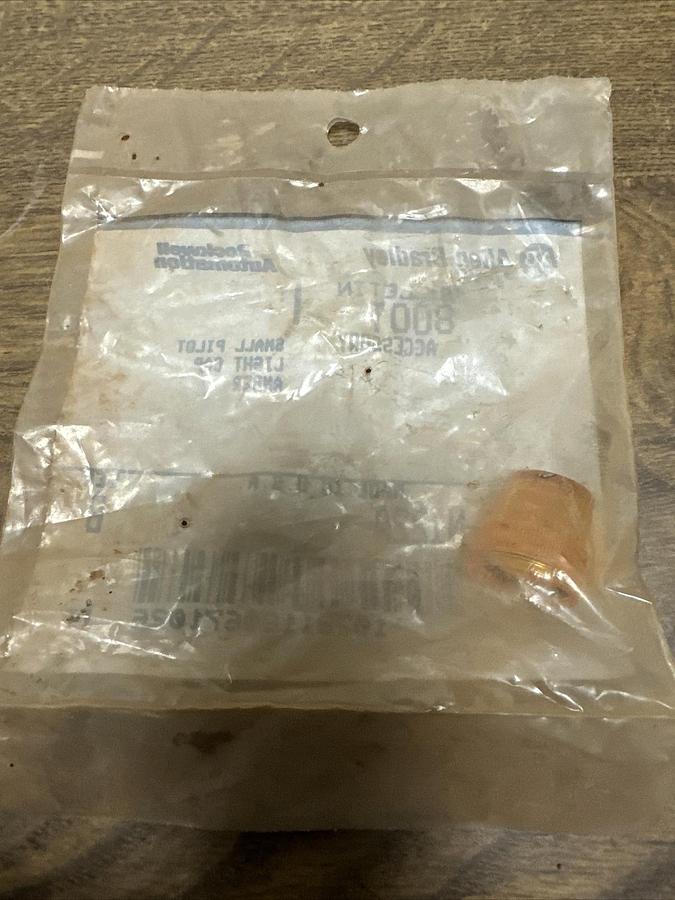 Used Allen Bradley,800T-N122A,Small Pilot Light Cap Amber Factory Sealed