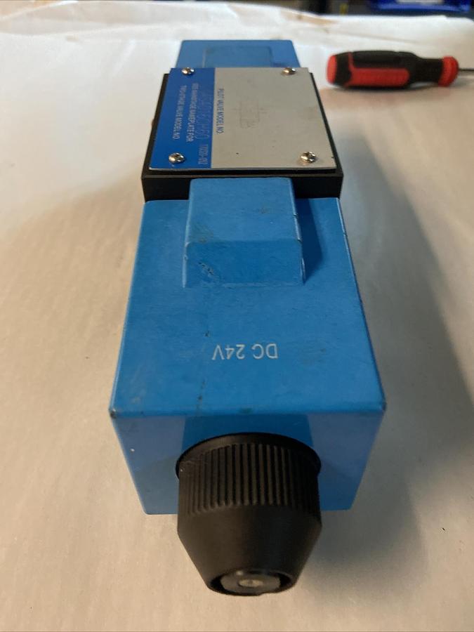 Benchmark,DG4S-40-1-CH-60,Hydraulic Valve 24VDC Coils