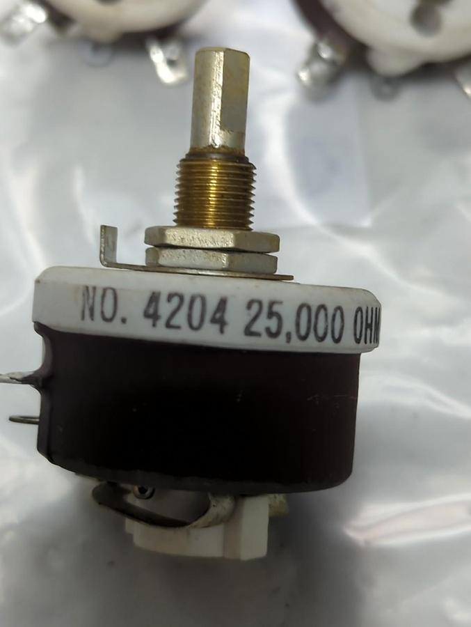 Used OHMITE,4204,POTENTIOMETER 0.32 AMP 25000 OHM LOT OF 7 PRE-OWNED