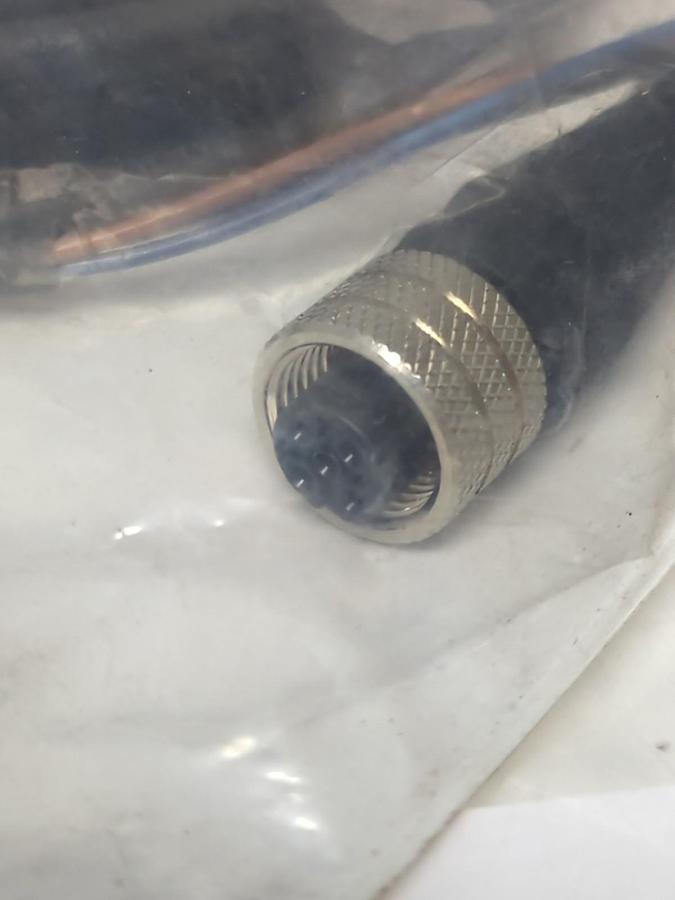 PEPPERL+FUCHS,3RX8000-0CB32-1AF0-PF,KABELDOSE FEMALE CABLE CONNECTOR NOS