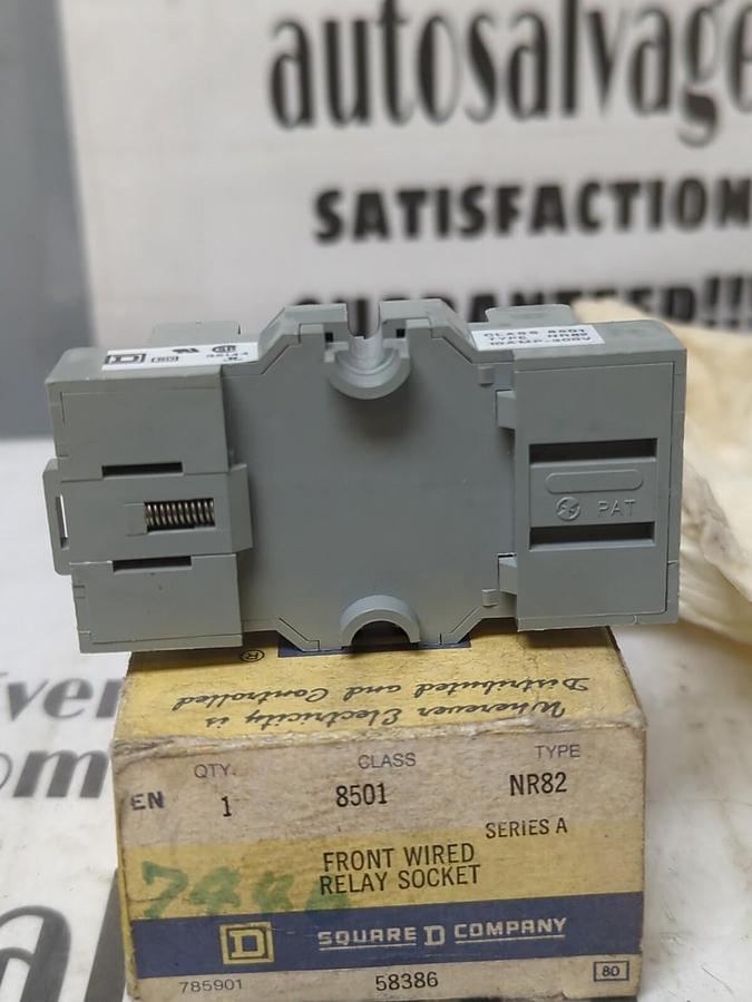 SQUARE D,NR82,CLASS 8501 FRONT WIRED RELAY SOCKET NOS