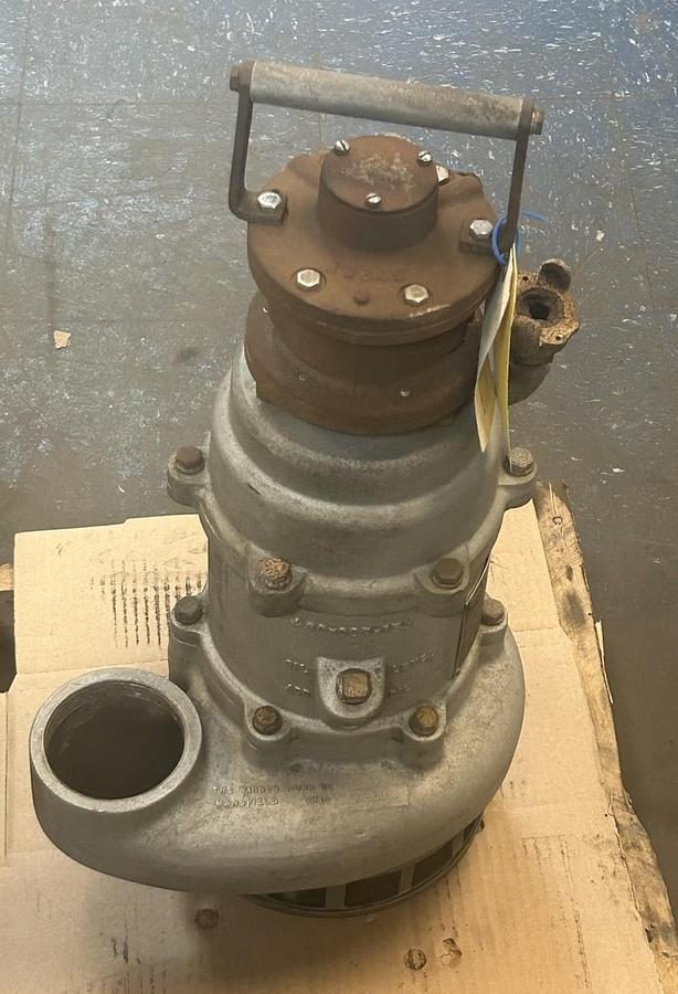 Used WARREN RUPP,SMA3,SLUDGE-MASTER SUBMERSIBLE TRASH PUMP 3"