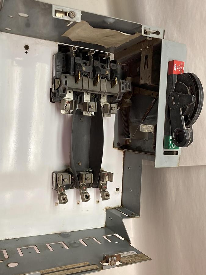 Used Allen-Bradley,2100 2192F,18 Inch 100A MCC Disconnect Feeder Bucket