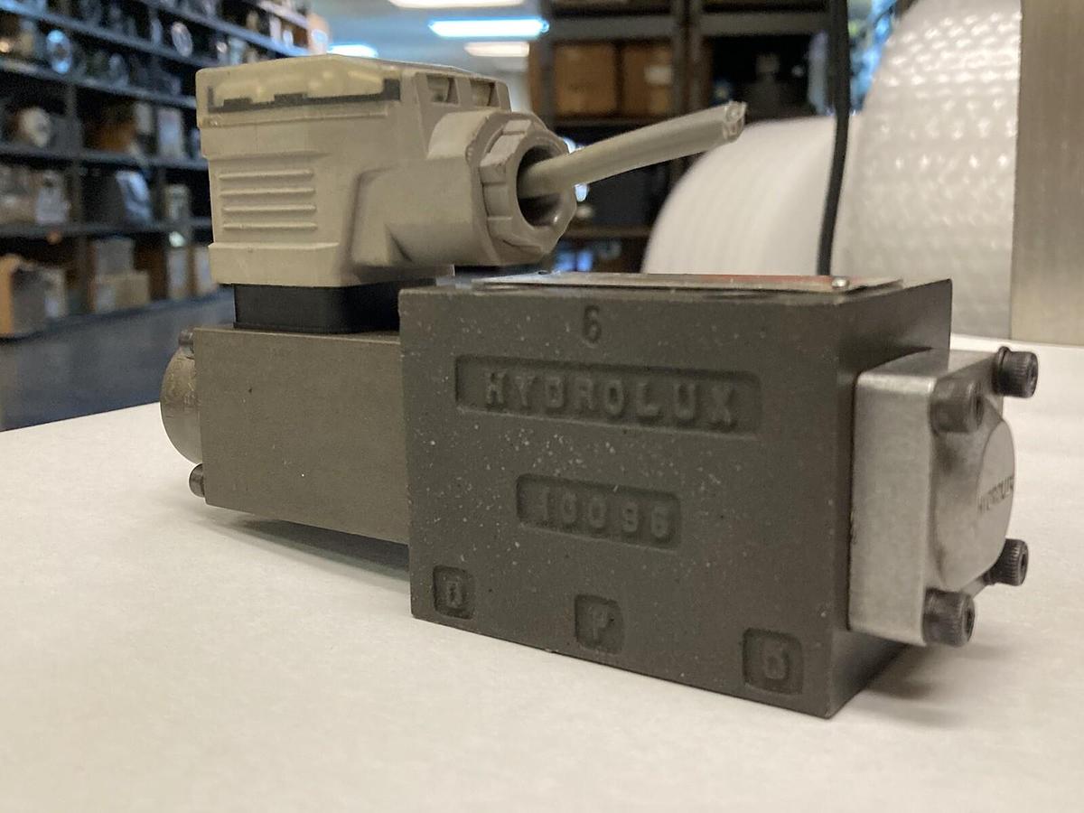 Used Husky,WE42P06C21PAOBN/P15,Solenoid Valve HPN-676764