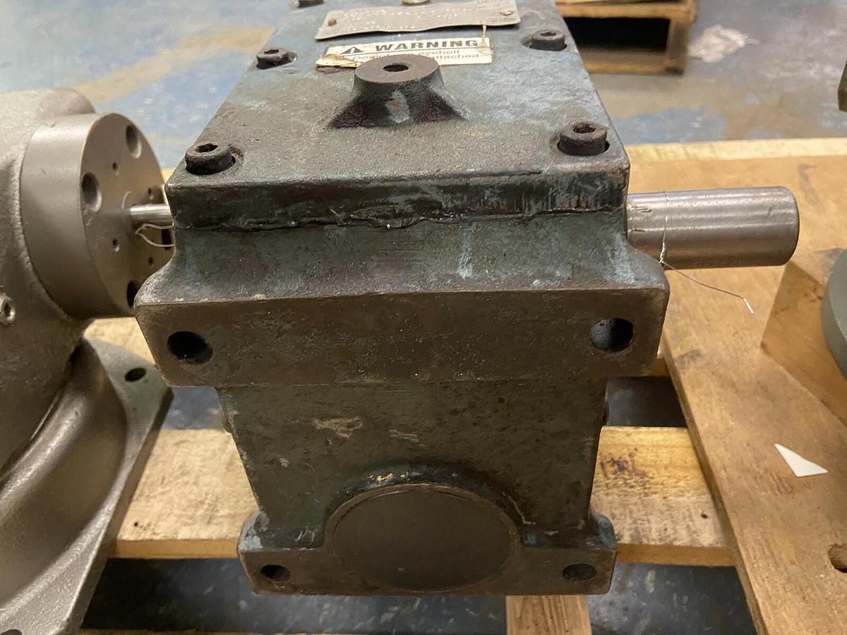 Used Sew Eurodrive,S62LP143,GEAR REDUCER Ratio 110.92 Torque 3410Lb in