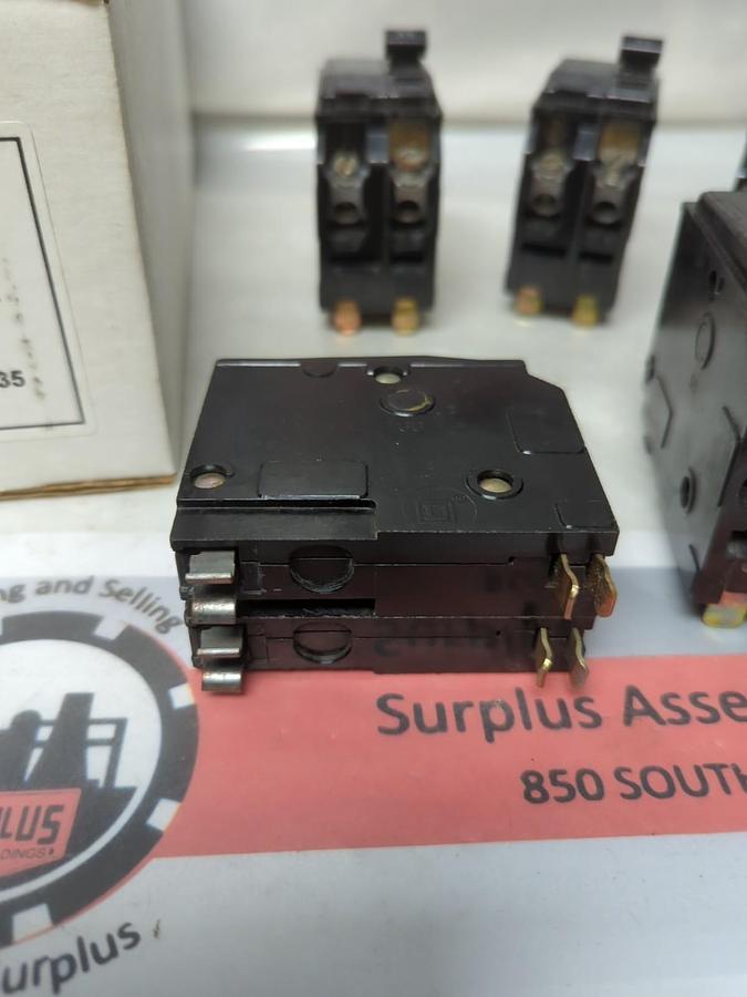 Used SQUARE D,QO235,CIRCUIT BREAKER 35 AMP 2-POLE LOT OF 5 PRE-OWNED