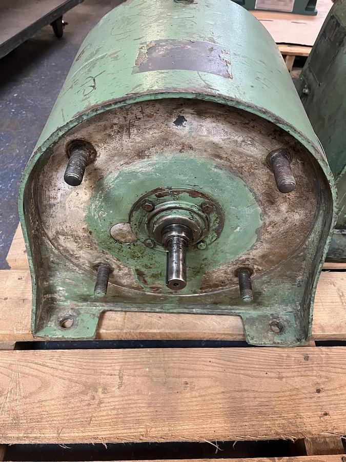 Used FALK,7.59-4EZ3-06AS,MOTOREDUCER GEAR REDUCER RATIO 26.25 7.5HP 100RPM