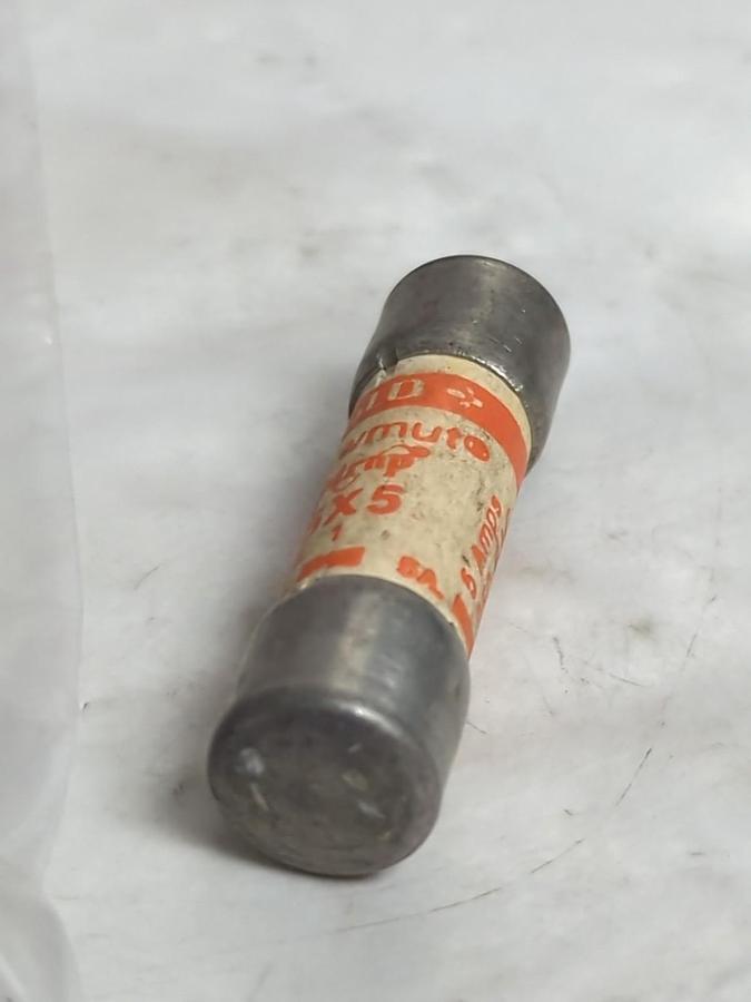 Used GOULD SHAWMUT,A25X5,AMP-TRAP 5 AMP FUSE LOT OF 2 PRE-OWNED