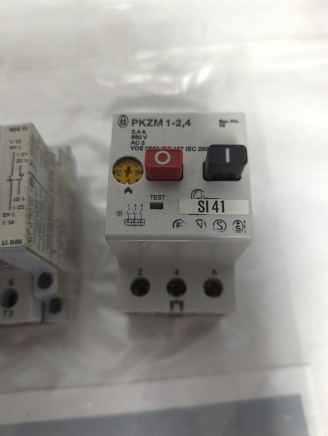 Used MOELLER,PKZM 1-2 4,MOTOR STARTER/CIRCUIT BREAKER 3P 24A 660V LOT OF 3 PRE-OWNED