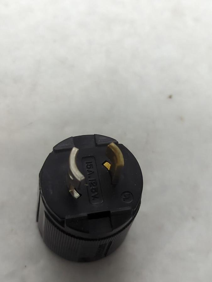 HUBBELL,7465V,TWISTLOK VALISE DEAD FRONT PLUG 15A 125V. AC OR DC NOS