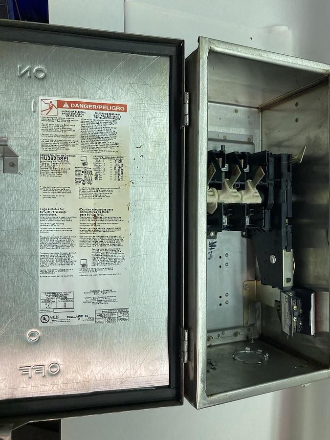 Used Square D,HU362DSE1,3-Pole Non-Fusible Safety Switch Type 1 Enclosure 60A 600Vac