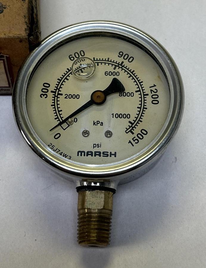 MARSH,J7674P,PRESSURE GAUGE 0-1500 PSI 1/4" NPT NOS