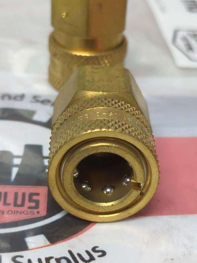 Used HANSEN,3-ST,QUICK DISCONNECT COUPLING 3/8 INCH FEMALE LOT OF 3 PRE-OWNED