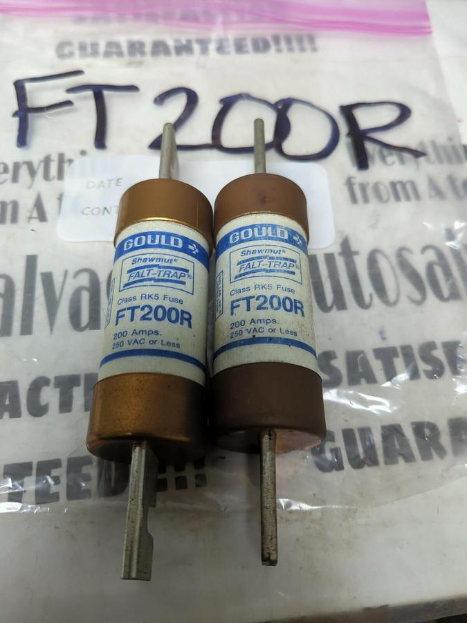 GOULD SHAWMUT,FT200R,FALT-TRAP FUSE LOT OF 2 NOS