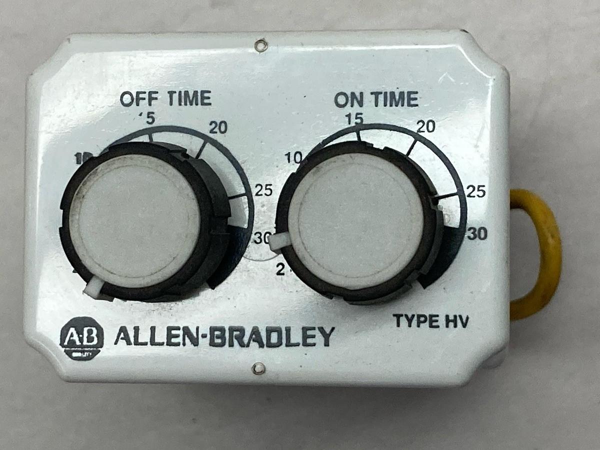 Used Allen-Bradley,700-HV32DA1,Repeat Cycle Timer Ser A