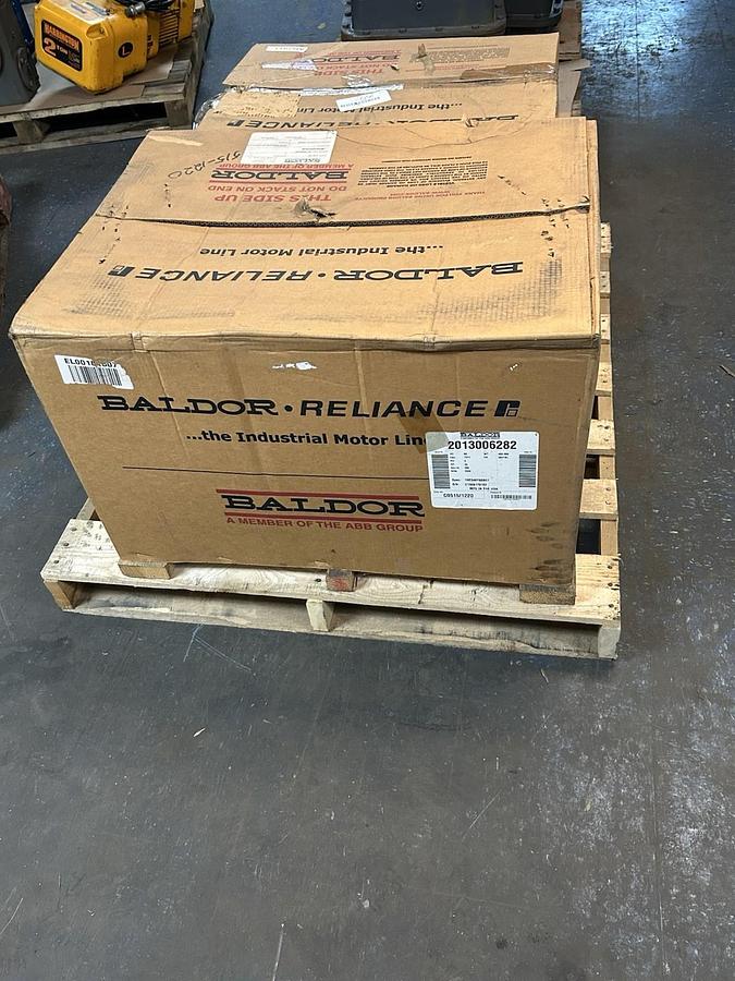 BALDOR,2013006282,MOTOR 30HP 380V 3530RPM 3PH 284TSC FRAME