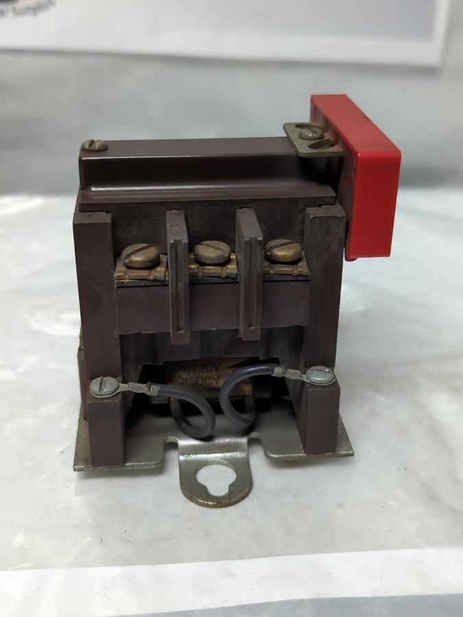 Used CUTLER HAMMER,9560H1589A,CONTACTOR WITH D26MAS2 COIL 120V AC/DC PRE-OWNED