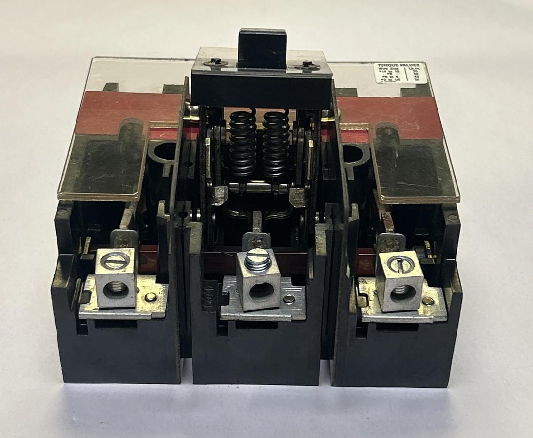 Used WESTINGHOUSE,DS26U,DISCONNECT SWITCH