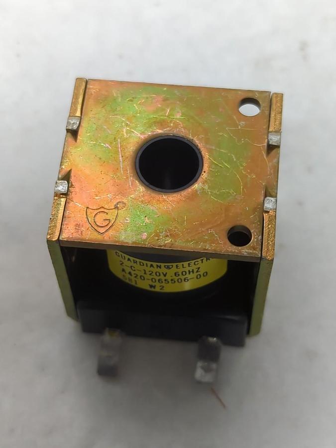 GUARDIAN,2-CONT-120A,SOLENOID 120V 60HZ NOS