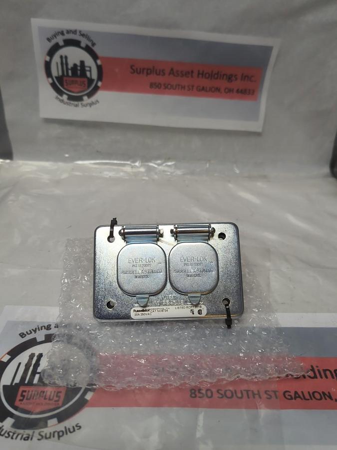 RUSSELLSTOLL,8734,RECEPTACLE 4-WIRE 20AMP 250VAC MISSING BOX NOS