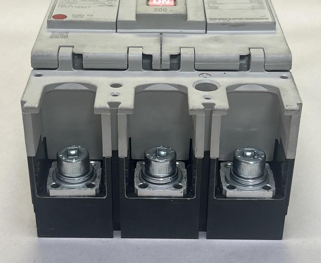 Used MITSUBISHI,NF250-CV,CIRCUIT BREAKER 200A 600V 3P
