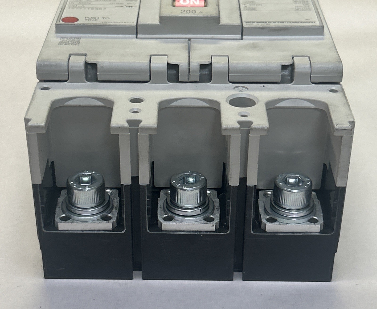 Used MITSUBISHI,NF250-CV,CIRCUIT BREAKER 200A 600V 3P