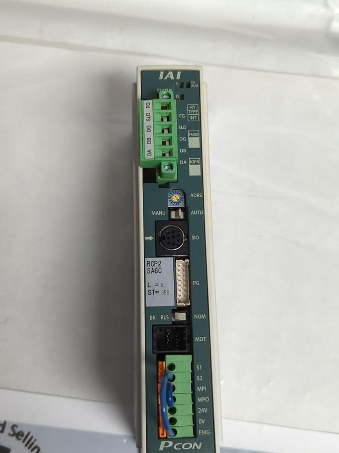 Used IAI CORP,PCON-C-42PI-CC-0-0-H,POSITION CONTROLLER DC24V 2.2A PRE-OWNED