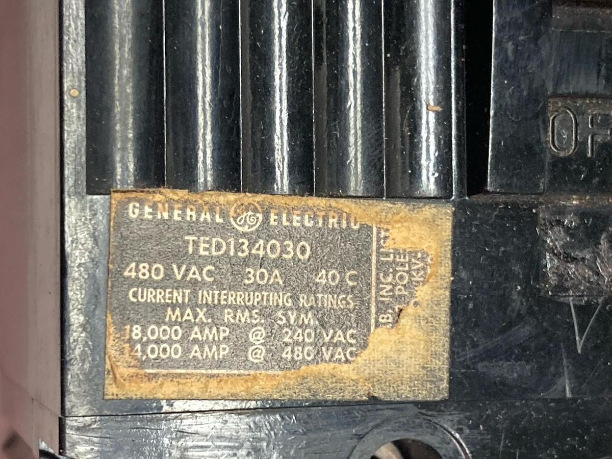 Used General Electric,TED134030,Circuit Breaker 480Vac 30A