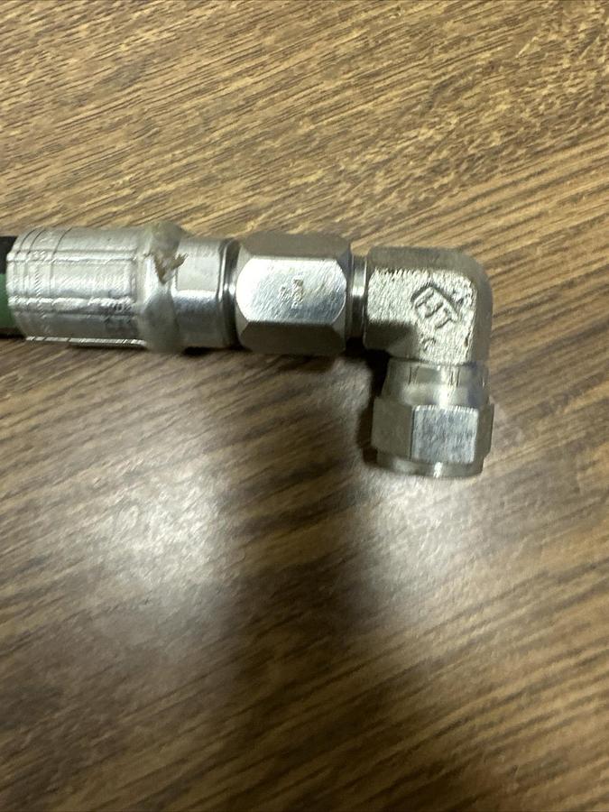 Used Eaton,H28008,Wheatherhead Hyd Hose 25" Dual 90 Deg. Ends