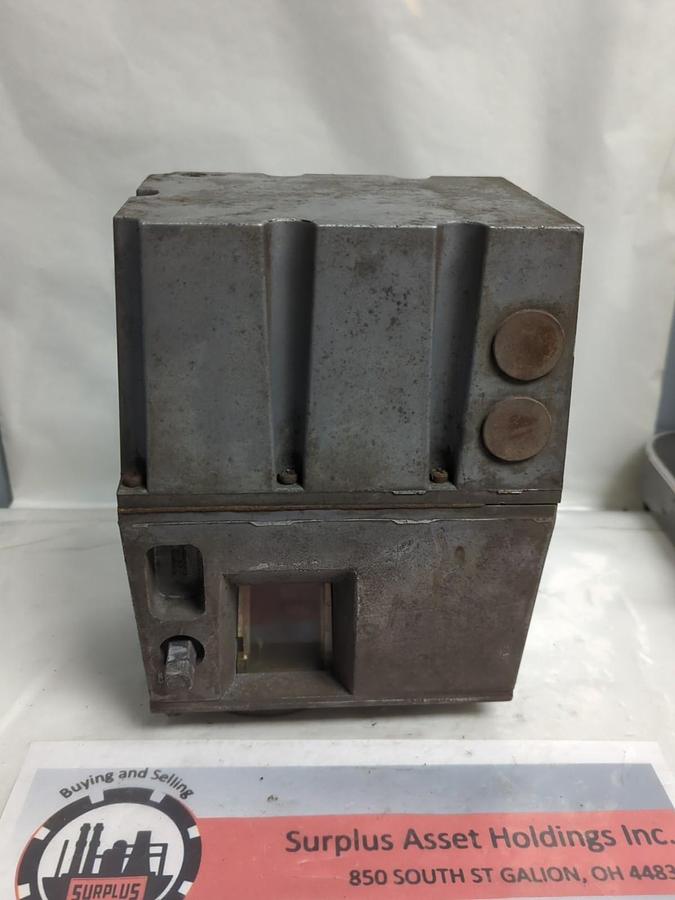 Used HONEYWELL,V4055 A 1064 2,FLUID GAS VALVE 120V 60HZ PRE-OWNED