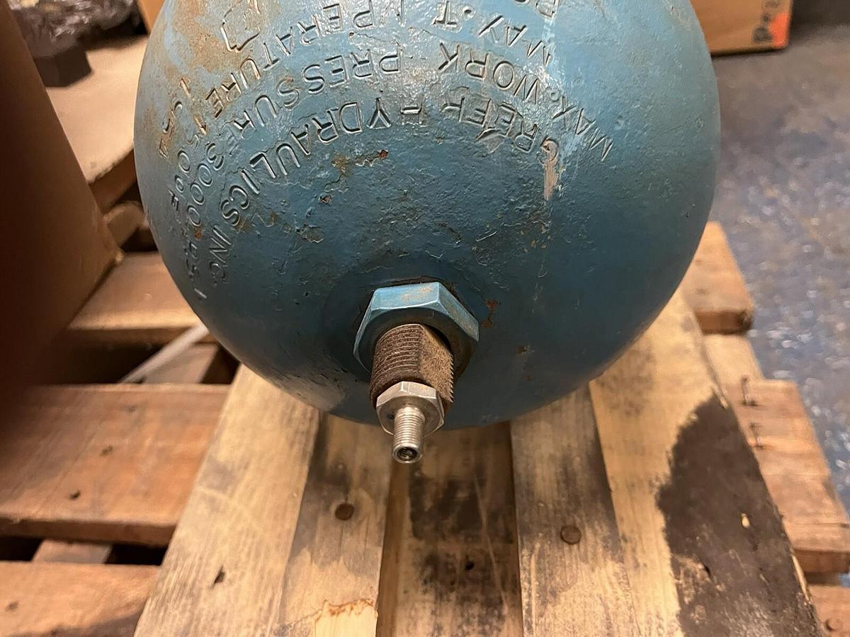 Used GREER,PS-2.5-2054,HYDRAULIC ACCUMULATOR 3000PSI