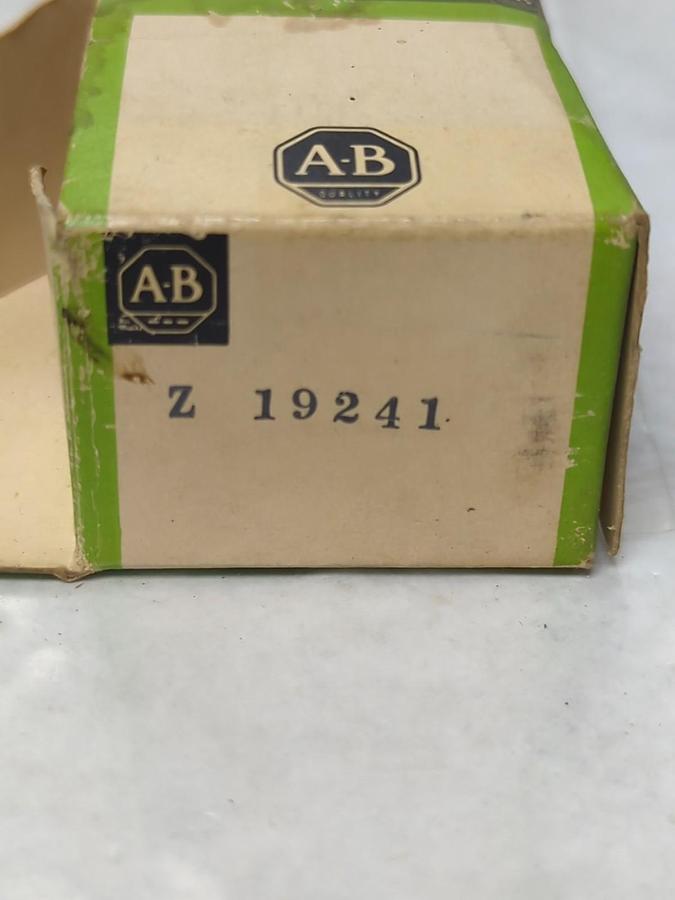 ALLEN BRADLEY,Z-19241,LIMIT SWITCH HEAD NOS