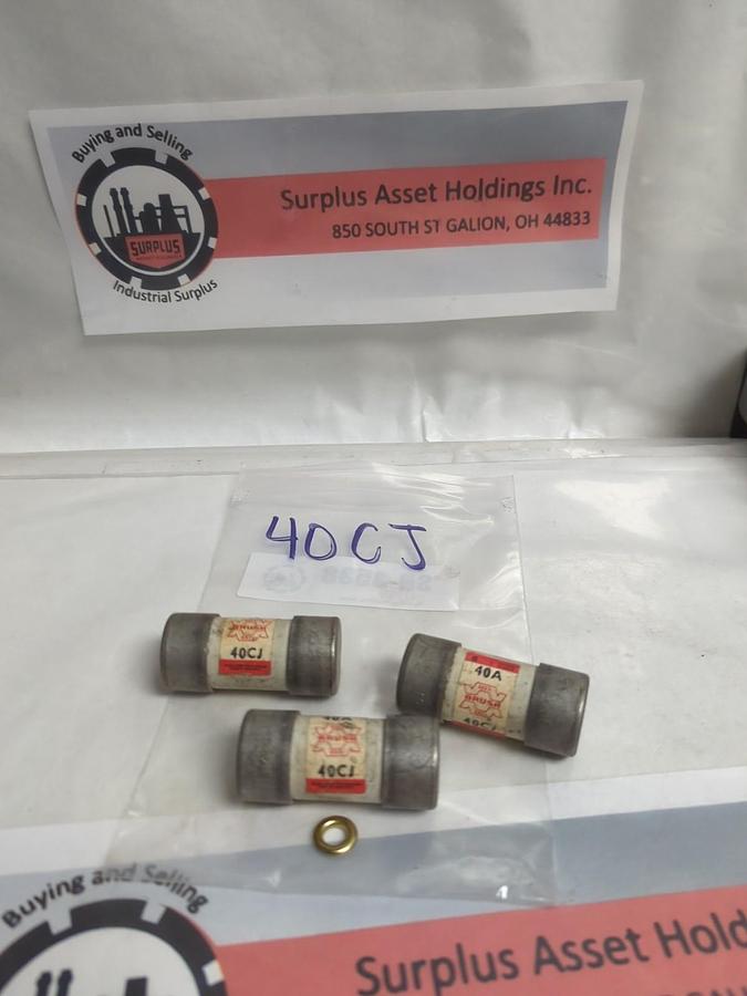 Used BRUSH,40CJ,FUSE 40 AMP LOT OF 3 PRE-OWNED