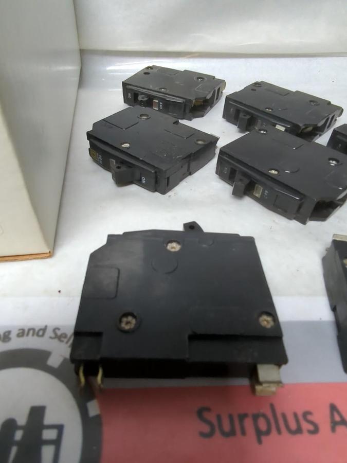 Used SQUARE D,Q110,CIRCUIT BREAKER 10 AMP 1-POLE LOT OF 7 PRE-OWNED