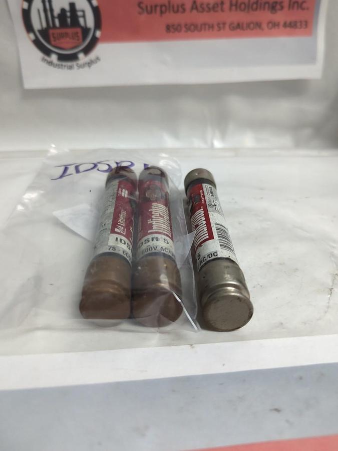 Used LITTELFUSE,IDSR-5,INDICATOR FUSE 5 AMP LOT OF 3 PRE-OWNED